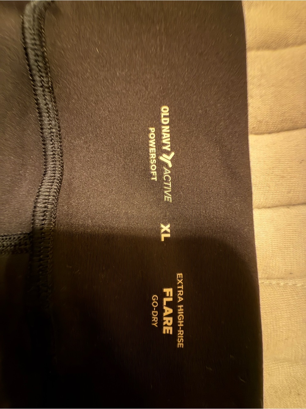 Old Navy Women’s Black Stretch Flare Leggings - Picture 3 of 3